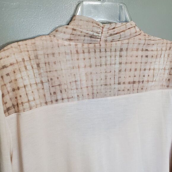 Elegant Beige Women's Top - Picture 6 of 11
